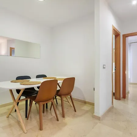 Centro Con Aparcamiento 圣克鲁斯-德特内里费